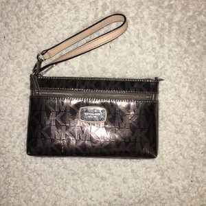 Michael Kors Metallic silver wristlet